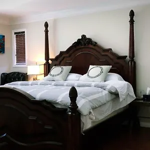 Bed & Breakfast Royalty, Richmond